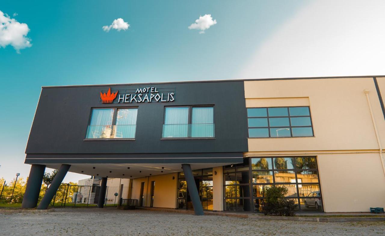 Motel Heksapolis Tavsancil Екстер'єр фото