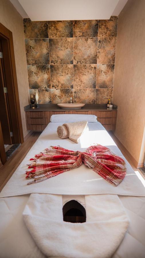 Motel Heksapolis Tavsancil Екстер'єр фото